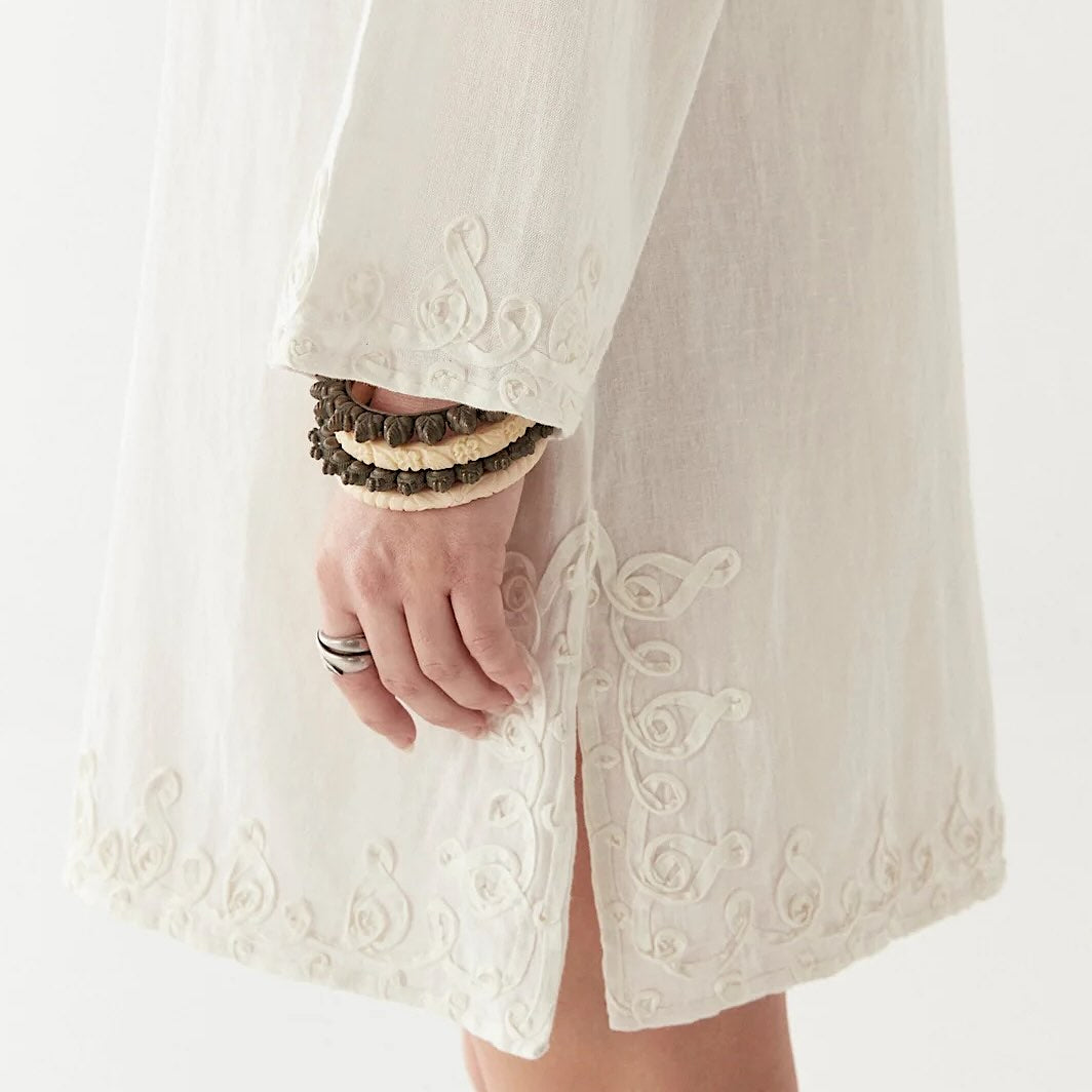 Agatha Kleid 5 - Maison Hotel: Baumwolle, Stickereien, Ärmel