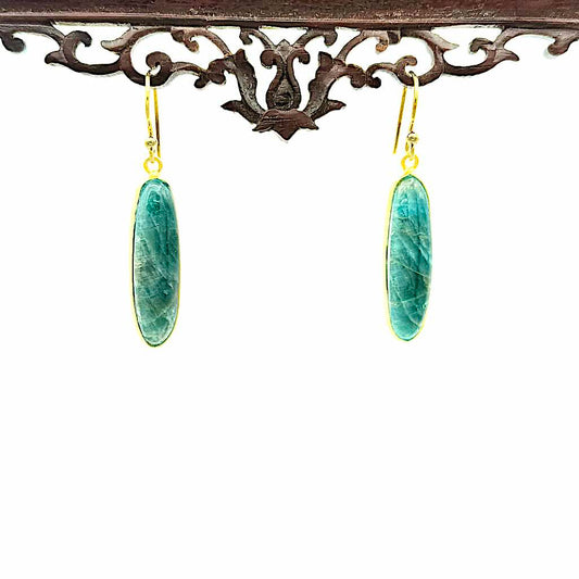 Amazonit lang 10 - Mojo Goldene Ohrringe: Ohrhaken, Amazonitcabochon