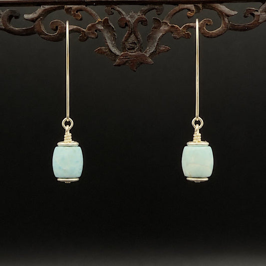 Larimar Tönnchen - Mojo Silber Ohrringe: Ohrhaken, Larimar, Silberscheiben, Ornament