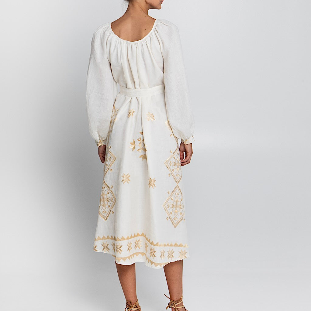 Lefkada Kleid 4 - Kori: MidiKleid, Ramie, Stickereien, Ärmel, Gürtel, Taschen