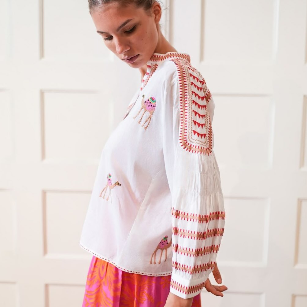 Magnolia Blouse Camel - Nimo with Love