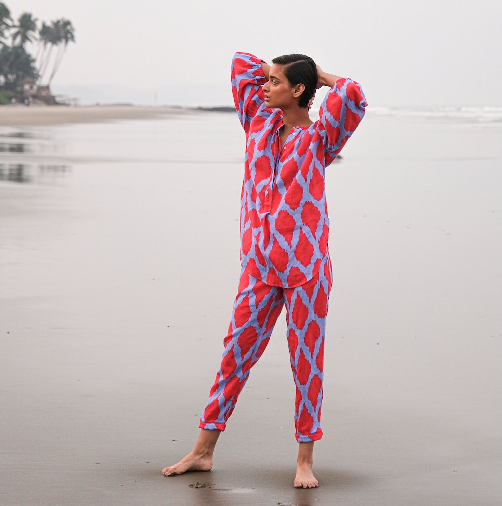 Sassafras Bluse iKat Rot 4 - Nimo with Love: Leinen, Oversize, geknöpft