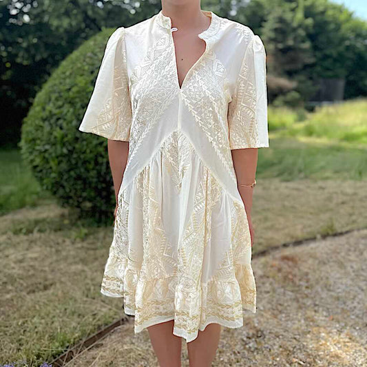 Triangle Kleid kurz 2 - Kori: Baumwolle, kurze Ärmel, Stickereien