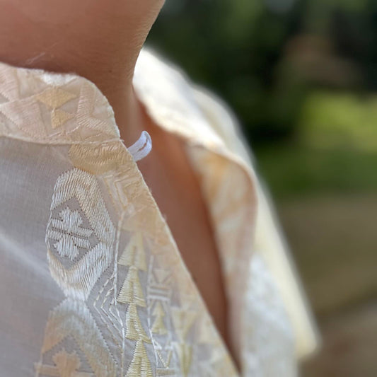 Triangle Kleid kurz 4 - Kori: Baumwolle, kurze Ärmel, Stickereien