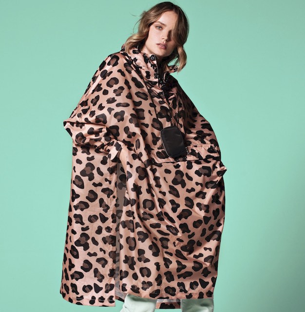 Rainkiss Pink Panther: Designer Poncho Panther Druck Rosa