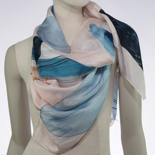 Ahmaddy Seidenschal blau aquarell, abstraktes Muster büste