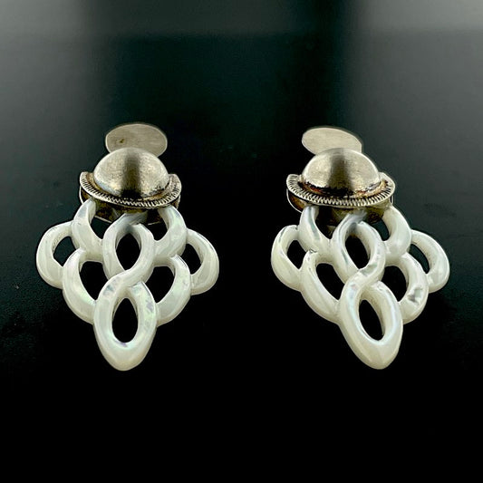 Indien Mandala - Mojo Silver Earring: Antikes Silberelement, Perlmutt-Mandala