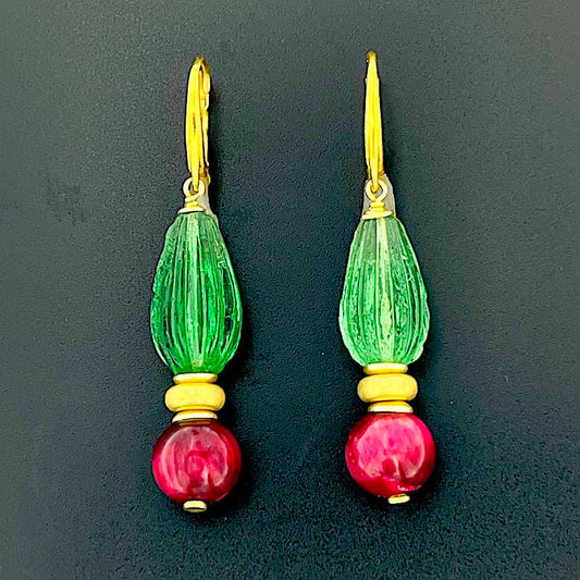 Kaktus - Vergoldete Ohrringe: Klappohrhaken, Böhmische Perle, Tigerauge