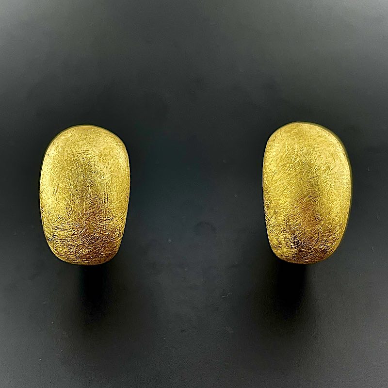 KorbCreole 4 - Mojo Goldene Ohrringe: Ohrstecker, Silber vergoldet, mattiert