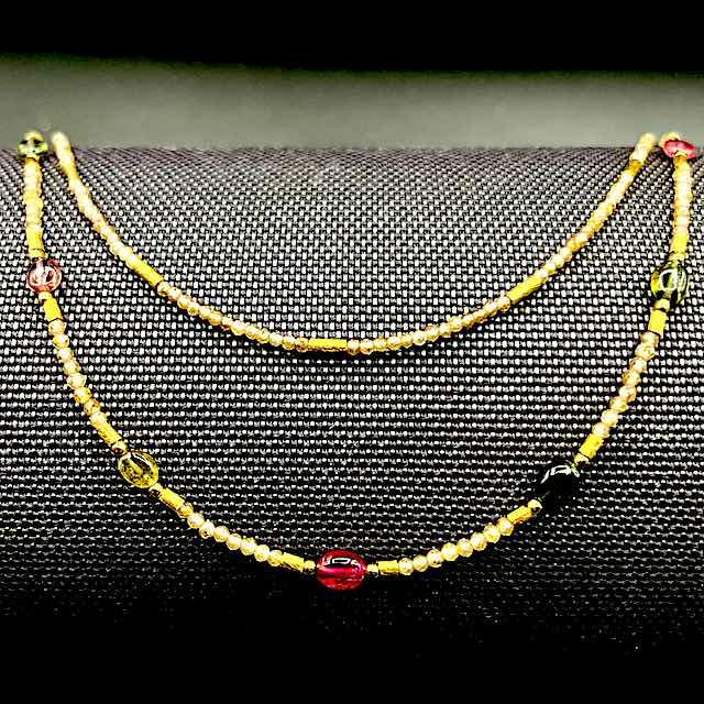 Zirkon Turmalin r - Halskette: Zirkonperlen, Turmalin, Goldelemente, 43 cm