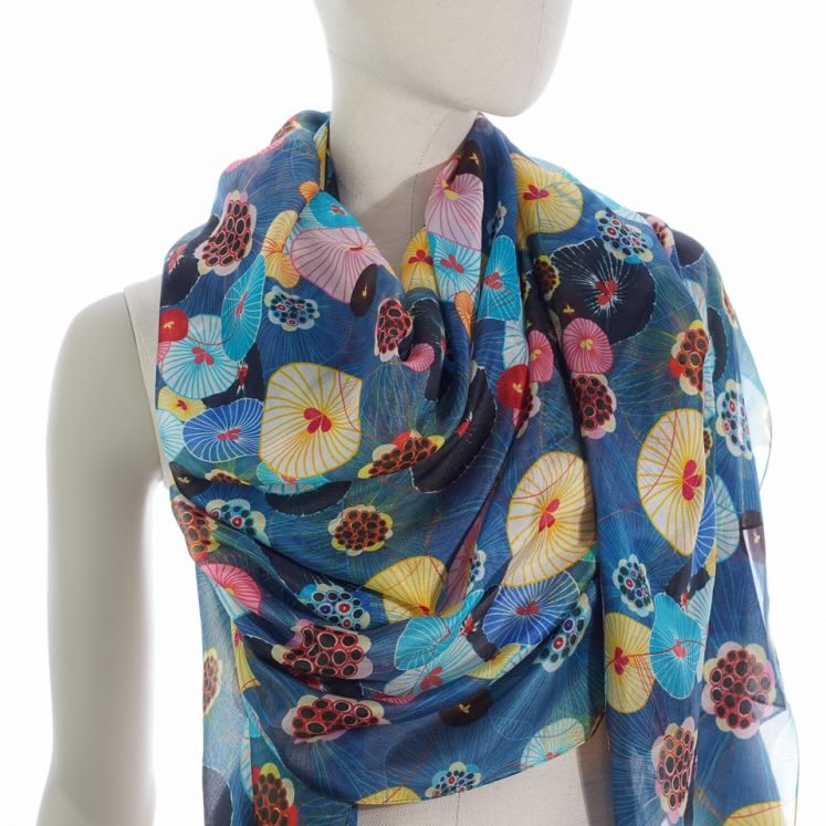 Ahmaddy Seidenschal - Circle Pain blau, vielfarbig, mit floralem Muster, drapiert