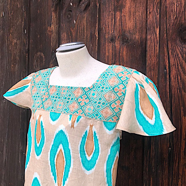 Kleid ntod Nimo: Leinen, Karree, Bordüre, Rüschen