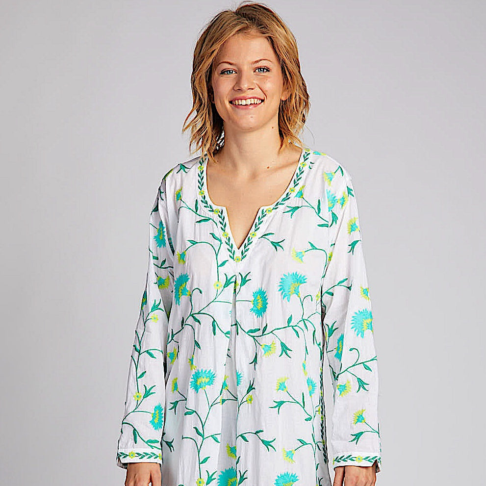 Butterfly Kaftan-Nimo with love: Leinen, grüne Stickerei, Schlitze