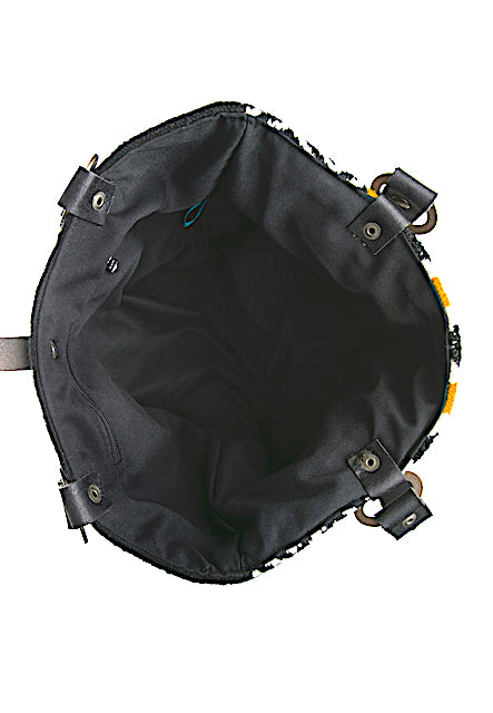 Gia - Smitten Taschen: Henkeltasche, bestickt Schwarz-gelb, Druckknopf, Innenfach, Leder
