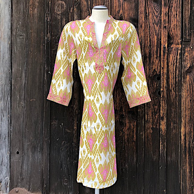 Sapphire Kaftan o6: Leinen, bestickt, Stehkragen, 3/4 Ärmel, Schlitze
